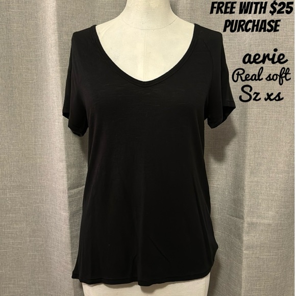 FREE WITH $25 PURCHASE-aerie “Real Soft” Basic Black Tee-Sz xs-V neck - Picture 1 of 14
